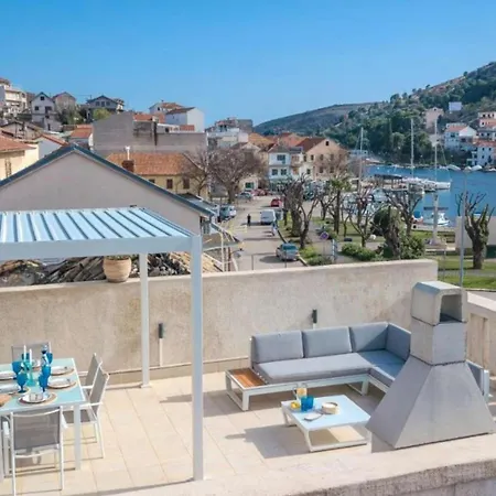 Seaside House Zaton, Krka - 23406 بيت للعطل