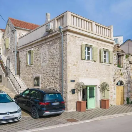 Seaside House Zaton, Krka - 23406 بيت للعطل